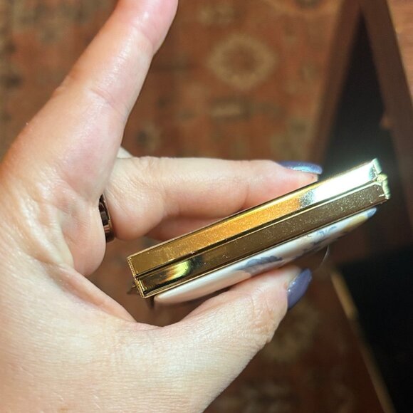 Vintage Gold-tone Floral Compact Mirror in Box Made in Japan 🇯🇵 - Picture 11 of 11